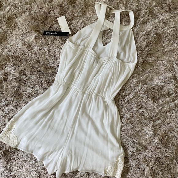 NWT! Off White Romper - Picture 5 of 9